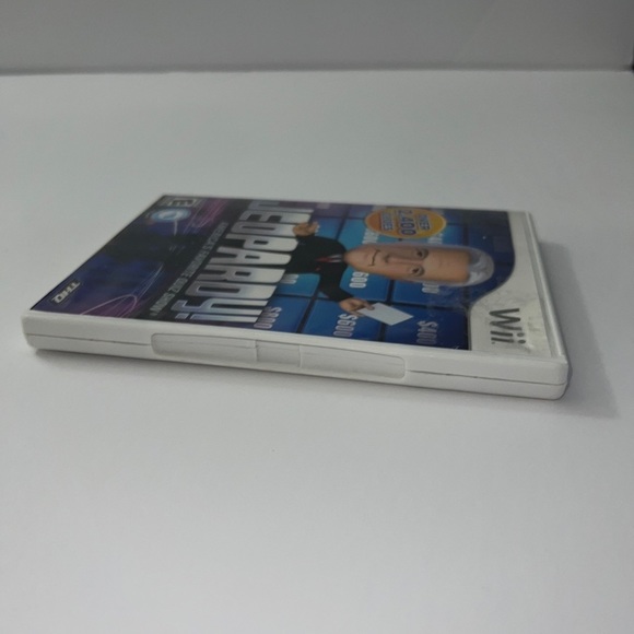 Jeopardy (Nintendo Wii, 2010) Disc & Case * TESTED * - Picture 6 of 10